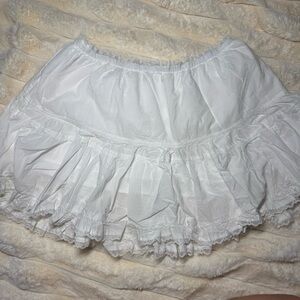 Fashion Nova Ruffle Lace Skirt 2X - White